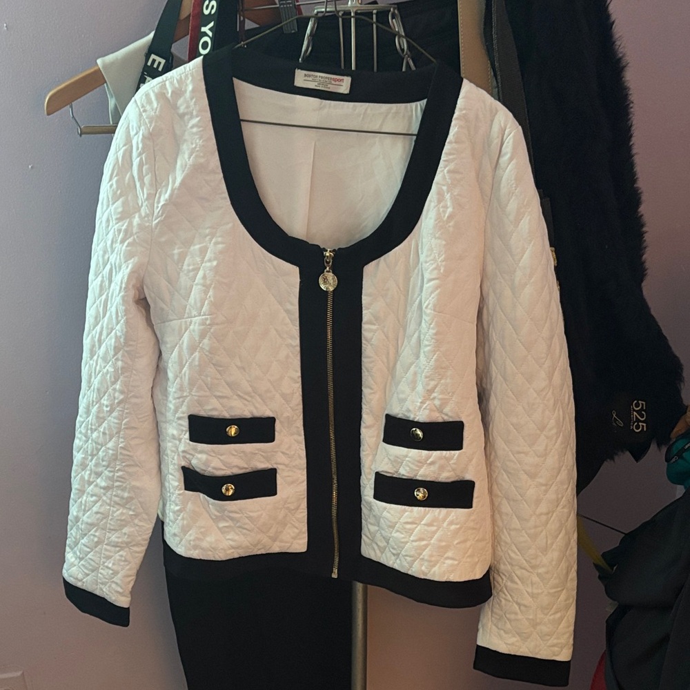 Sale 🎉New Boston Proper White Quilted Jacket with Black Trim